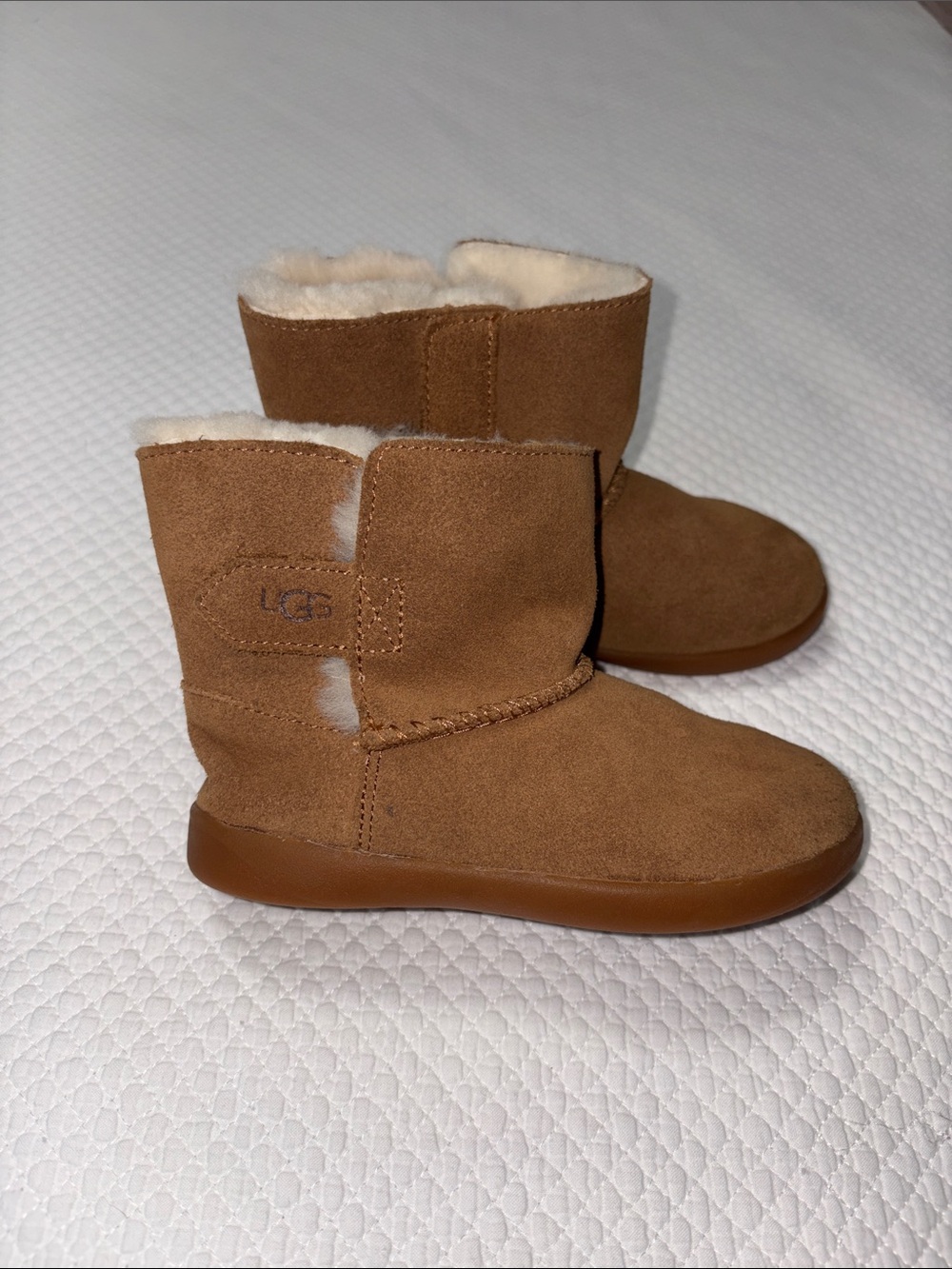 UGG Kids Tan Suede Pull-On Cozy Boots